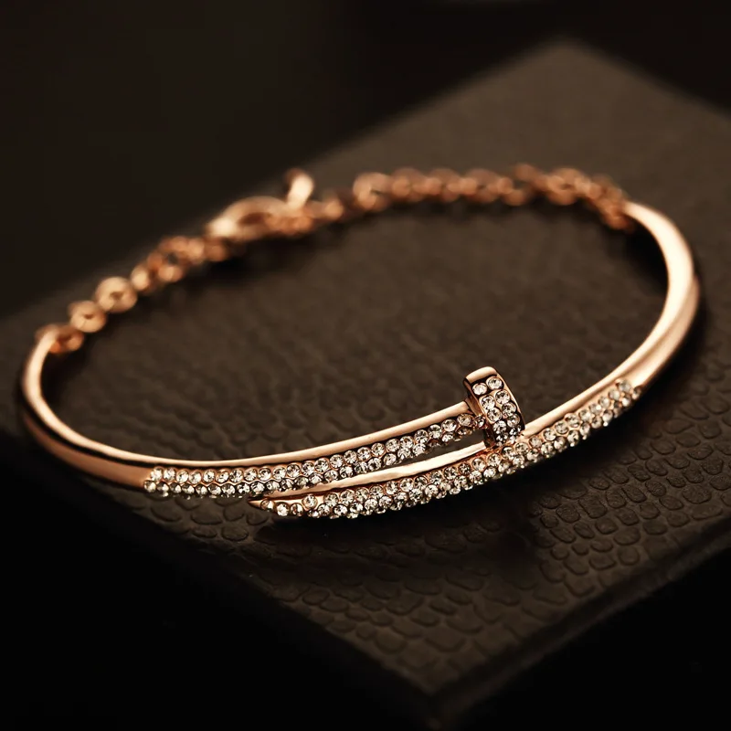Punk Crystal Nail Cuff Bracelet Shinny Fashion Rhinestone Bracelets for Women Bijoux Pulseira Arm Bracelet Bangles Jewelry Gift
Punk Crystal Nail Cuff Bracelet Shinny Fashion Rhinestone Bracelets for Women Bijoux Pulseira Arm Bracelet Bangles Jewelry Gift
