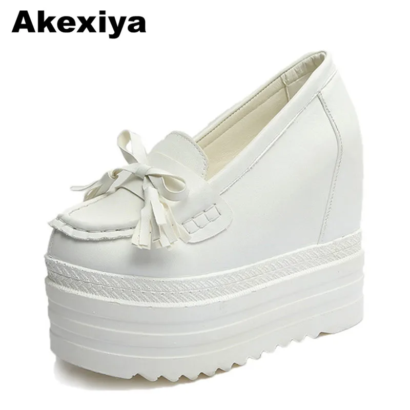 Akexiya Spring New Increase Thick Women Shoes High-heeled 13CM Casual Wedge Shoes Slip-on Butterfly-knot White Shoes for Female
Akexiya Spring New Increase Thick Women Shoes High-heeled 13CM Casual Wedge Shoes Slip-on Butterfly-knot White Shoes for Female