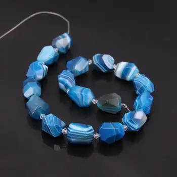 15.5"strand Natural Blue Achate Faceted Nugget Striped Agates Loose Beads,Onxy Cut Spacer Pendant Necklace Charm Jewelry
15.5"strand Natural Blue Achate Faceted Nugget Striped Agates Loose Beads,Onxy Cut Spacer Pendant Necklace Charm Jewelry