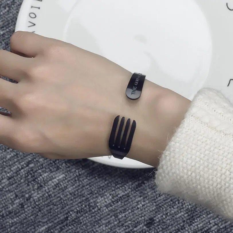 Knife & Fork Ttableware Couple Bracelets Cuff Bracelets for Women Men High Quality Stainless Steel Cuff Bangles Couples Jewelry
Knife & Fork Ttableware Couple Bracelets Cuff Bracelets for Women Men High Quality Stainless Steel Cuff Bangles Couples Jewelry