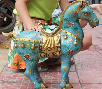 20" Marked Chinese Cloisonne Enamel Gilt Success Run Horse Horses Animal Statue
20" Marked Chinese Cloisonne Enamel Gilt Success Run Horse Horses Animal Statue