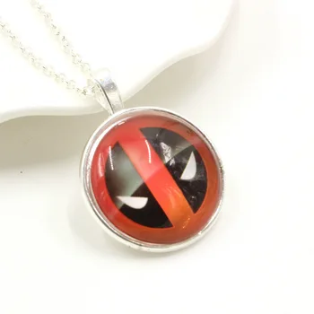 Movies Avengers Marvel Deadpool Necklace Red and Black Pendant Round Dome Necklaces Jewelry Action Figure Cosplay Toys
Movies Avengers Marvel Deadpool Necklace Red and Black Pendant Round Dome Necklaces Jewelry Action Figure Cosplay Toys