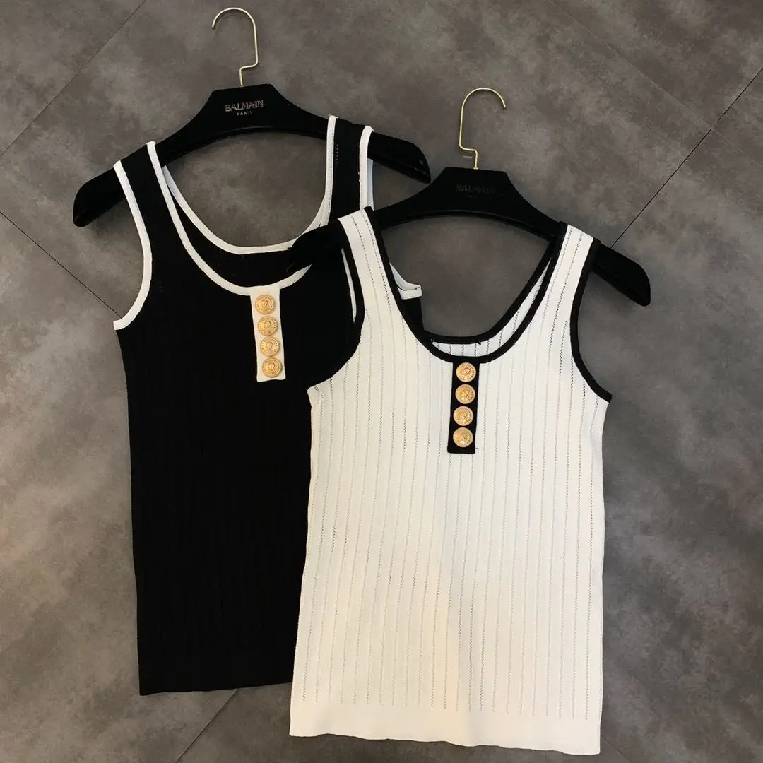 2019 summer new color matching button decoration hollow ice silk knit vest female
2019 summer new color matching button decoration hollow ice silk knit vest female