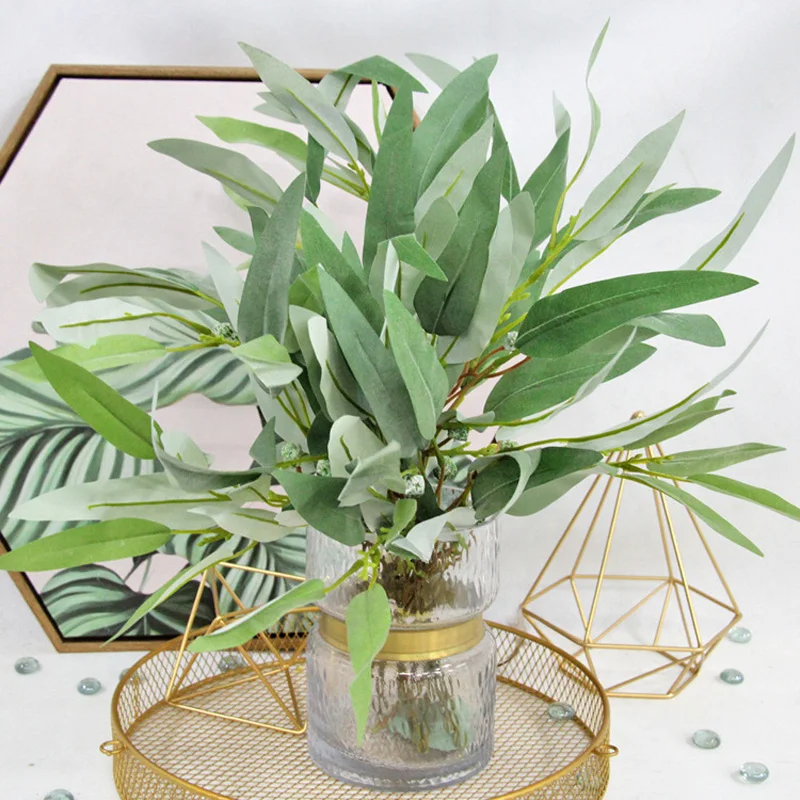 5 pcs 48 cm Silk Fake Eucalyptus Leaves Bouquet Artificial Plant Branch Tropical False Green Tree Leafs For Garden Office Decor
5 pcs 48 cm Silk Fake Eucalyptus Leaves Bouquet Artificial Plant Branch Tropical False Green Tree Leafs For Garden Office Decor
