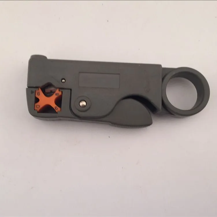 1pcs Coaxial MultiFunction Cable Stripper/Cutter Tool Rotary Coax Stripper for RG59/6/58 Network Tool Worldwide Wholesale
1pcs Coaxial MultiFunction Cable Stripper/Cutter Tool Rotary Coax Stripper for RG59/6/58 Network Tool Worldwide Wholesale