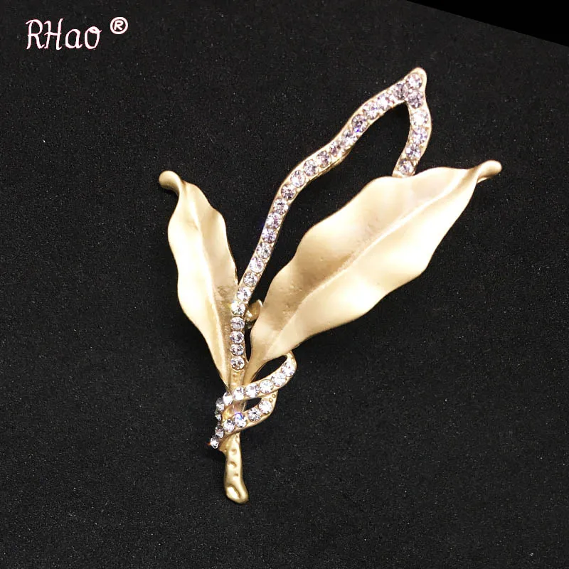 RHao Elegant Gold-color Hollow Leaves Brooches for women men suit clips coat corsage Crystal plant Brooch pins garment accessory
RHao Elegant Gold-color Hollow Leaves Brooches for women men suit clips coat corsage Crystal plant Brooch pins garment accessory