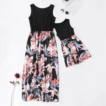 Floral mother daughter vest dresses mommy and me clothes family matching outfits look sleeveless high waist mom mum baby dress
Floral mother daughter vest dresses mommy and me clothes family matching outfits look sleeveless high waist mom mum baby dress