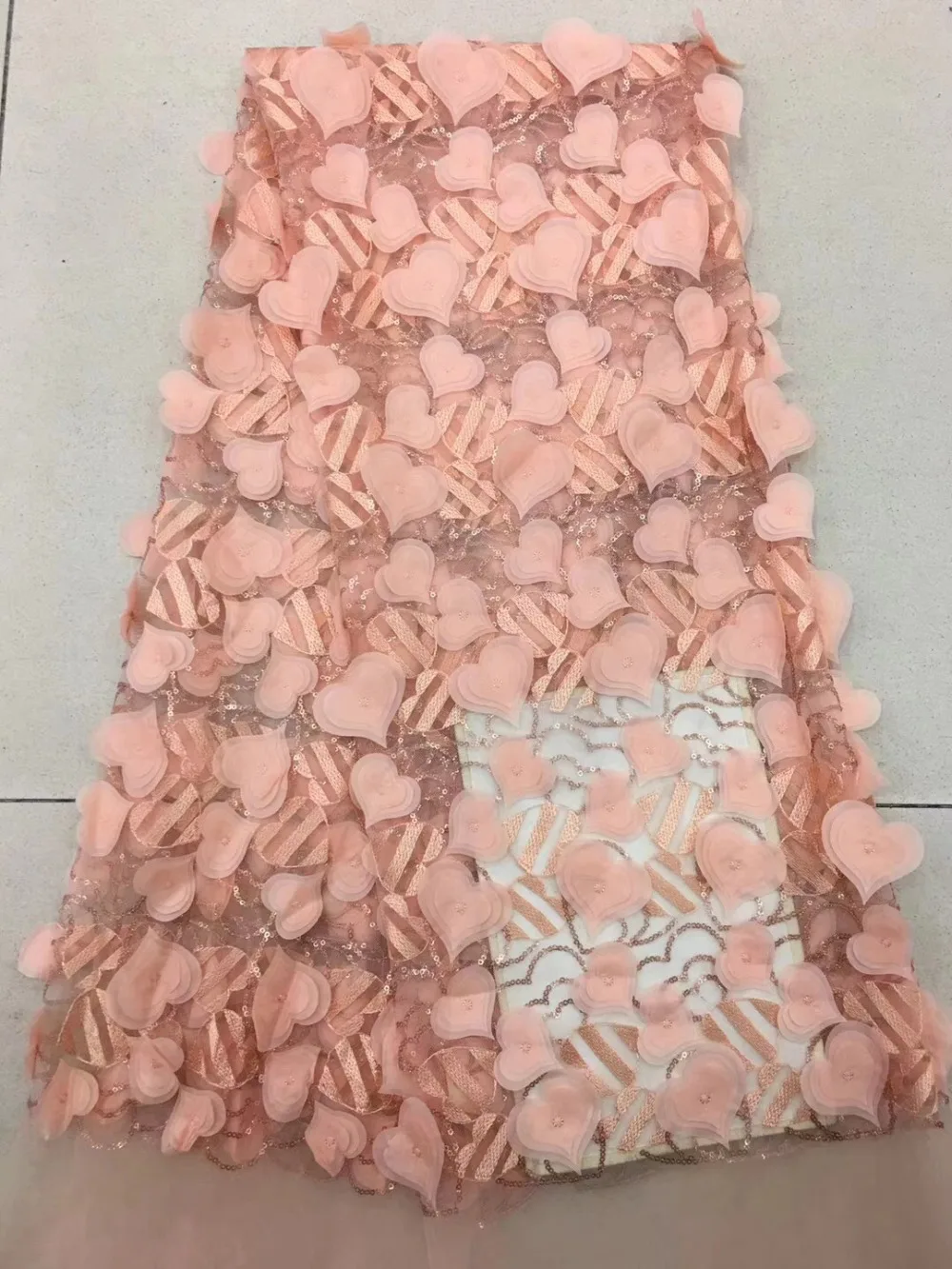 Lovely 3D African Lace Fabric 2018 Enchanting And Lifelike Embroidery High Quality Sequins French Tulle Lace Fabric For Dresses
Lovely 3D African Lace Fabric 2018 Enchanting And Lifelike Embroidery High Quality Sequins French Tulle Lace Fabric For Dresses