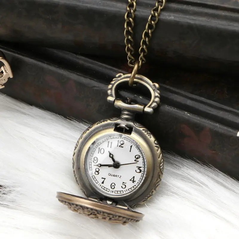 Quartz Pocket Watch Dragonfly Carved Hollow Fashion Vintage Bronze Cover Pendant Chain Charm Necklace Unisex Floral Exquisite
Quartz Pocket Watch Dragonfly Carved Hollow Fashion Vintage Bronze Cover Pendant Chain Charm Necklace Unisex Floral Exquisite