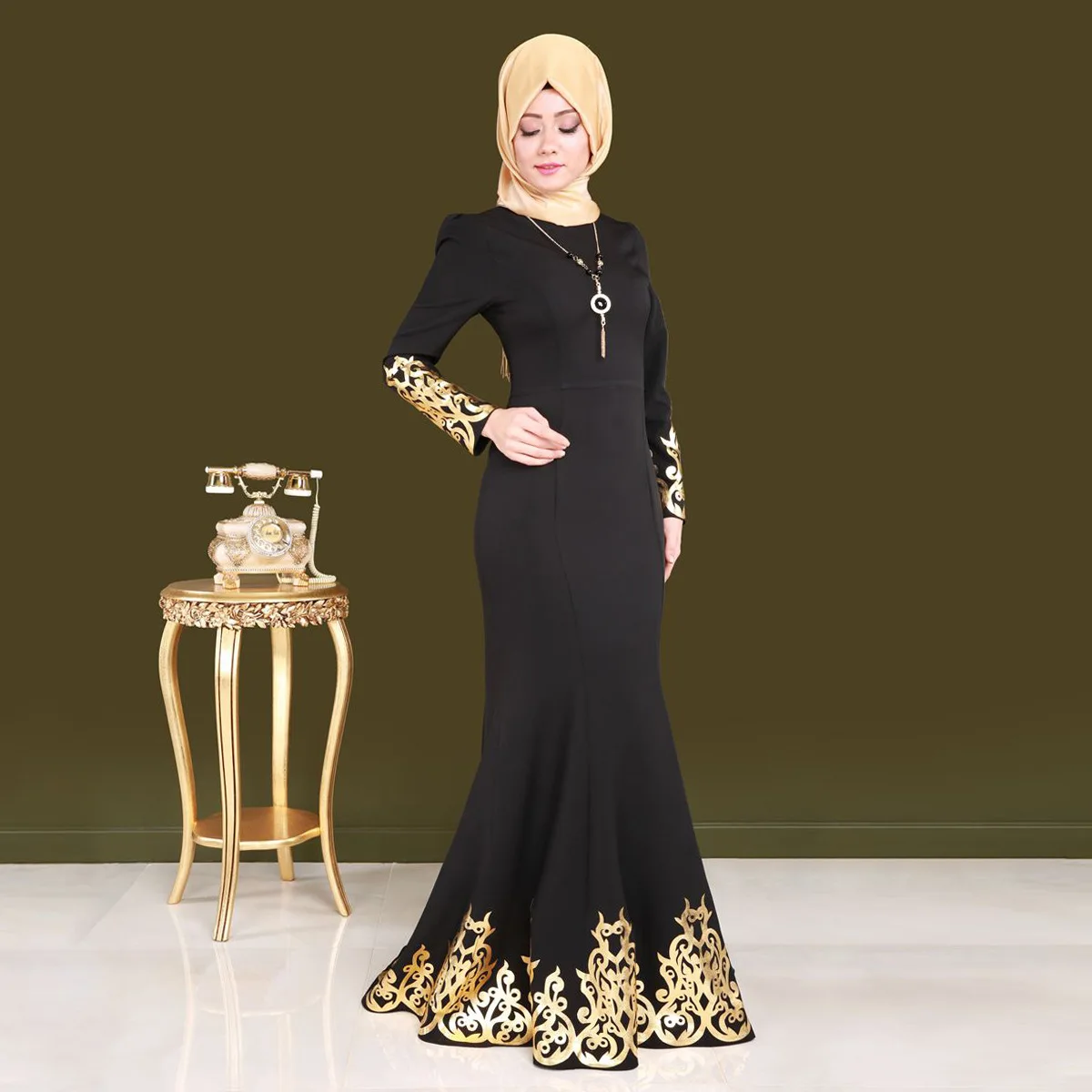 WEPBEL Arab Dubai Palace Style Fashion Muslim Maxi Dress Pure Color Slim Fit Golden Print Elegant Islamic Apparel
WEPBEL Arab Dubai Palace Style Fashion Muslim Maxi Dress Pure Color Slim Fit Golden Print Elegant Islamic Apparel