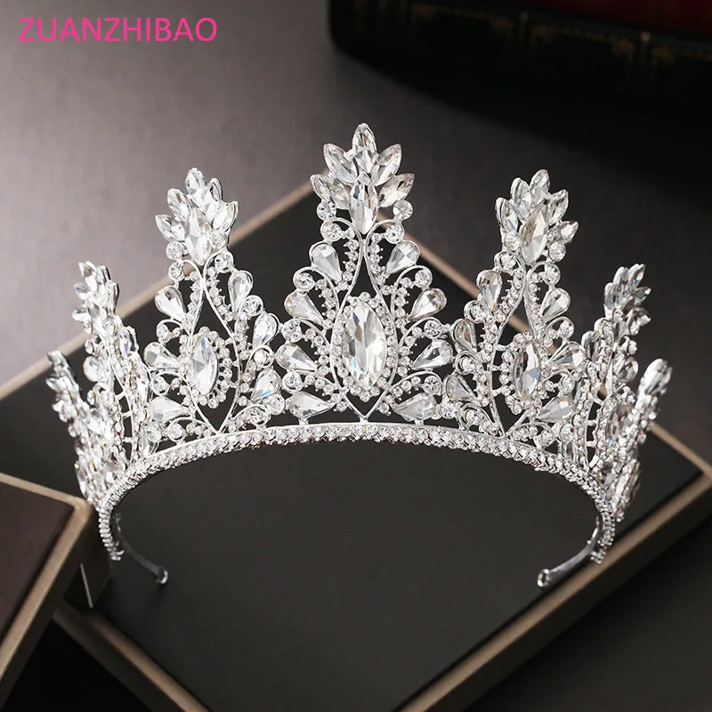 ZUANZHIBAO New Luxurious Big Crystal Bridal Charm Crown Hair Ornaments For Women Baroque Tiaras Wedding Hair Jewelry Crowns
ZUANZHIBAO New Luxurious Big Crystal Bridal Charm Crown Hair Ornaments For Women Baroque Tiaras Wedding Hair Jewelry Crowns