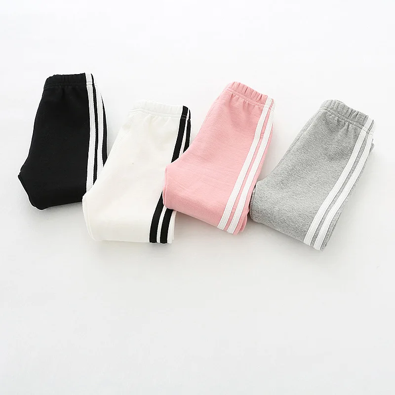 Cotton Four-color Baby Girl Sports Style Two Bars Stretch Pants 1 - 5 Years Old Autumn Girls Autumn baby girl pants leggings
Cotton Four-color Baby Girl Sports Style Two Bars Stretch Pants 1 - 5 Years Old Autumn Girls Autumn baby girl pants leggings