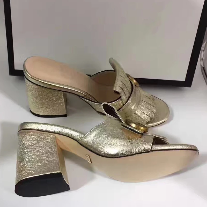 Slippers Women Brand Mules Fashion Shoes Women Flat Slippers Ladies Slides Designer Slippers Leather Female Mules Spring 2019
Slippers Women Brand Mules Fashion Shoes Women Flat Slippers Ladies Slides Designer Slippers Leather Female Mules Spring 2019