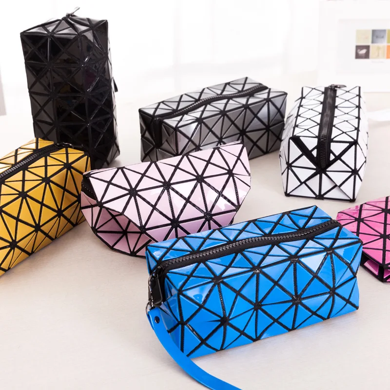 Fashion Geometric Zipper Cosmetic Bag Women Laser ...