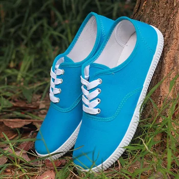 12 Color Zapatos Mujer Plus Size Canvas Shoes Unisex Low Men Shoes Shoes lace-up Lovers Flat Casual Shoes Flats
12 Color Zapatos Mujer Plus Size Canvas Shoes Unisex Low Men Shoes Shoes lace-up Lovers Flat Casual Shoes Flats