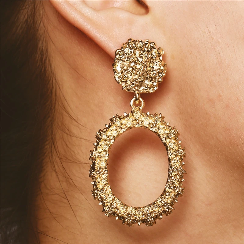 Fashion Exaggerated Geometric Large Oval Drop Earrings New Hollow Metal Dangle Earring For Women Jewelry Gift oorbellen 2019
Fashion Exaggerated Geometric Large Oval Drop Earrings New Hollow Metal Dangle Earring For Women Jewelry Gift oorbellen 2019