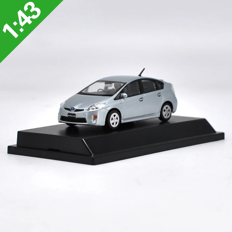1:43 TOYOTA PRIUS Metal Model Car Original factory 4S Selling Gift For Collection & Gift & Decoration
1:43 TOYOTA PRIUS Metal Model Car Original factory 4S Selling Gift For Collection & Gift & Decoration