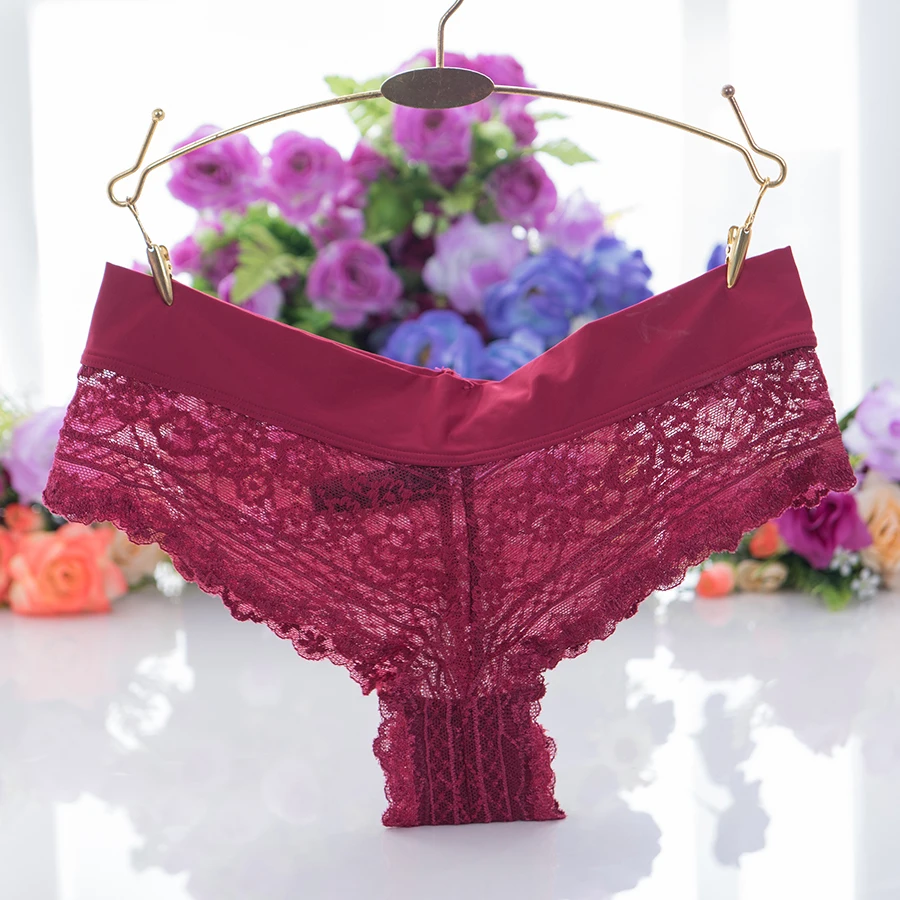 1PC Soft Breathable Sexy Women Panty Low-Rise Knickers Hollow Briefs Underwear Women Lace Panties Lady Summer G-string 2018New
1PC Soft Breathable Sexy Women Panty Low-Rise Knickers Hollow Briefs Underwear Women Lace Panties Lady Summer G-string 2018New
