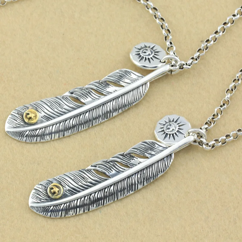Takahashi Goro S925 Sterling Silver Feather Retro Thai Silver Feather Fashion Men And Women Pendant
Takahashi Goro S925 Sterling Silver Feather Retro Thai Silver Feather Fashion Men And Women Pendant