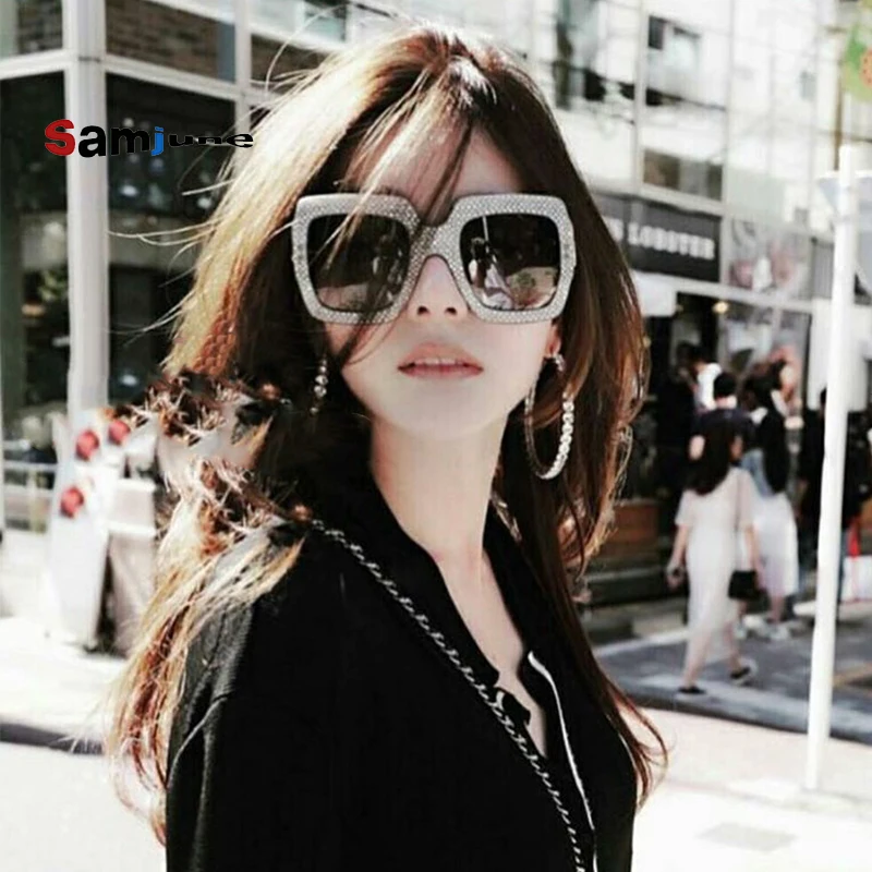 2018 New Diamond Oversized Square Sunglasses Women Men High quality Sunglasses Luxury Eyeglasses Lentes de sol
2018 New Diamond Oversized Square Sunglasses Women Men High quality Sunglasses Luxury Eyeglasses Lentes de sol