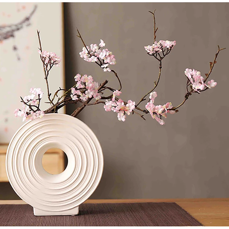 1PC cheep Artificial flowers Plum flower Artificial plants tree branch Silk flowers for home Party wedding decoration Fake Flowe
1PC cheep Artificial flowers Plum flower Artificial plants tree branch Silk flowers for home Party wedding decoration Fake Flowe