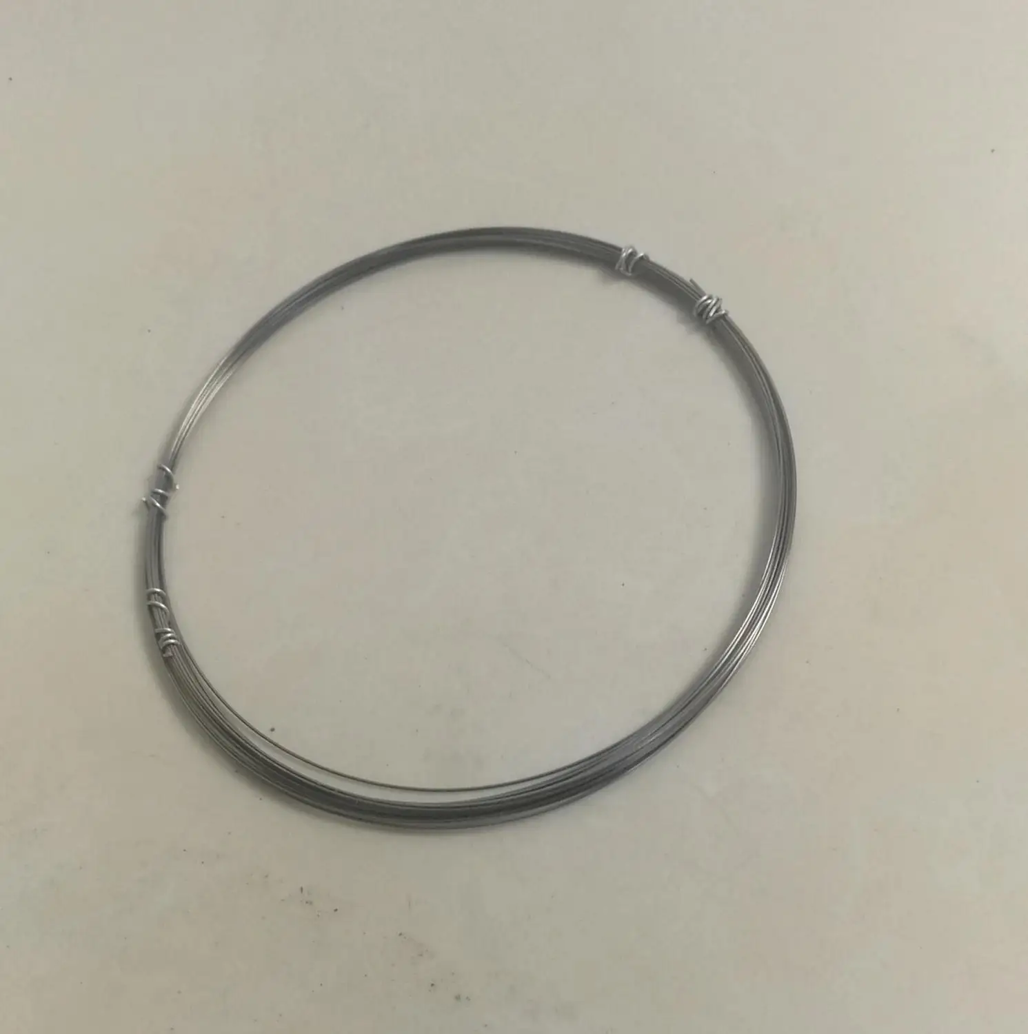 0.5mm Diameter High Purity Industry Experiment DIY Bright Tungsten Wire Vacuum Heating W Material, about 5 meters
0.5mm Diameter High Purity Industry Experiment DIY Bright Tungsten Wire Vacuum Heating W Material, about 5 meters