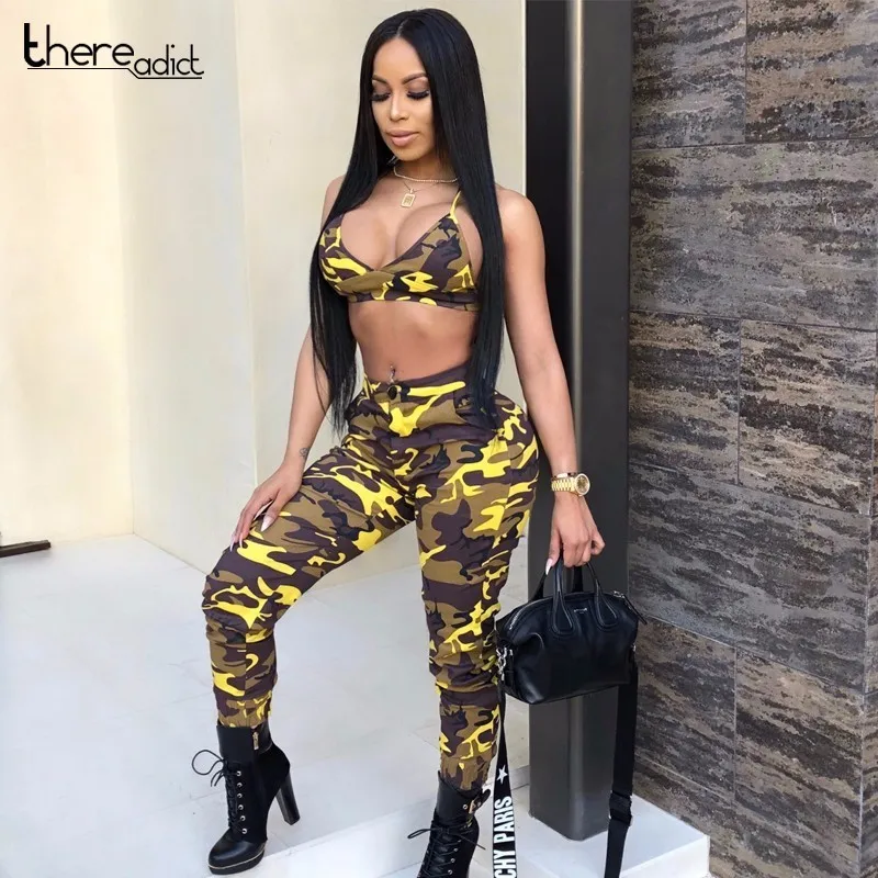Sexe Mara Camo Sexy Two Piece Set Summer Beach Outfits V-neck Halter Crop Top And Elastic PencilPants Women Camouflage Sets
Sexe Mara Camo Sexy Two Piece Set Summer Beach Outfits V-neck Halter Crop Top And Elastic PencilPants Women Camouflage Sets