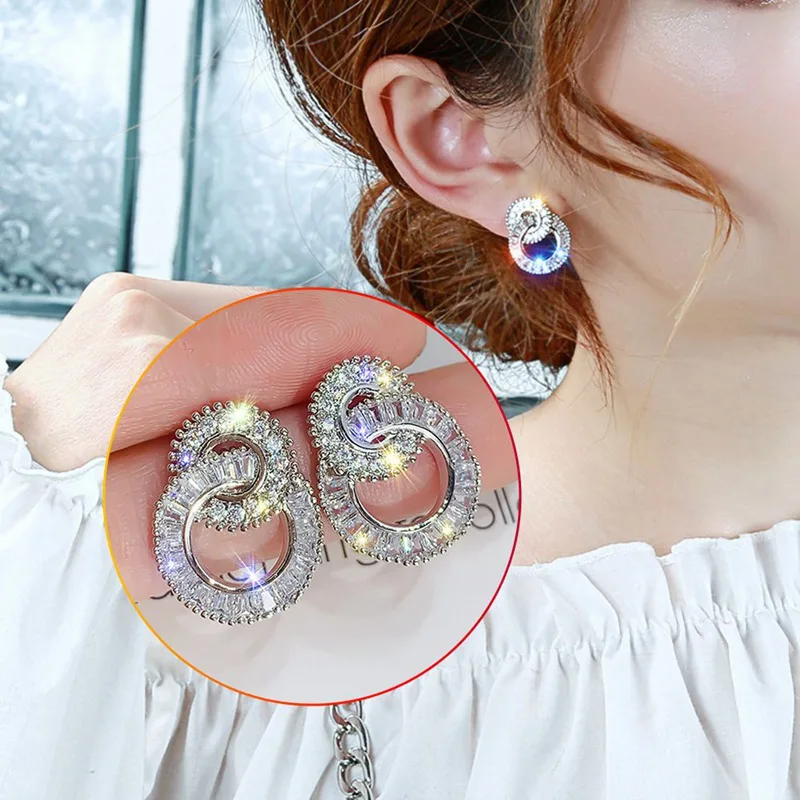 New Fashion Women Exaggeration Flicker Bright Earrings Geometric Double Round Circle Hoop Crystal Dangle Earrings Jewelry Gifts
New Fashion Women Exaggeration Flicker Bright Earrings Geometric Double Round Circle Hoop Crystal Dangle Earrings Jewelry Gifts