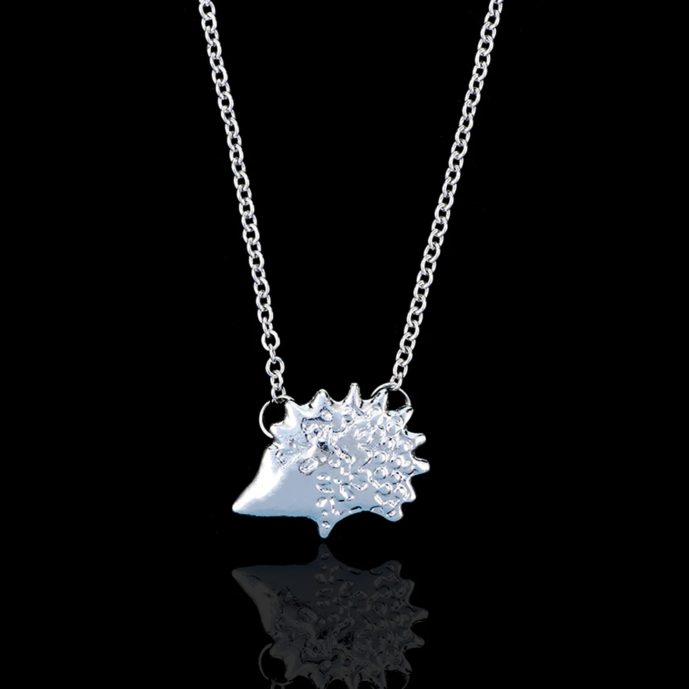 1 pc Popular Simple Gold Silver Color Small Animal Hedgehog Pendant Necklace For Women Fashion Jewelry
1 pc Popular Simple Gold Silver Color Small Animal Hedgehog Pendant Necklace For Women Fashion Jewelry