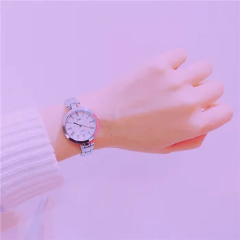 Luxury Retro Silver Women Quartz Wristwatches Slim Hollow Band Ladies Roman Dial Dress Bracelet Watch Female Leisure Hour Clock
Luxury Retro Silver Women Quartz Wristwatches Slim Hollow Band Ladies Roman Dial Dress Bracelet Watch Female Leisure Hour Clock