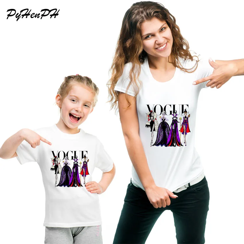 New 2018 Mother and Daughter Style T-shirt Vogue Pueen T shirt Women Girl Family Matching Tshirt femme Mother Mom Baby Tees
New 2018 Mother and Daughter Style T-shirt Vogue Pueen T shirt Women Girl Family Matching Tshirt femme Mother Mom Baby Tees