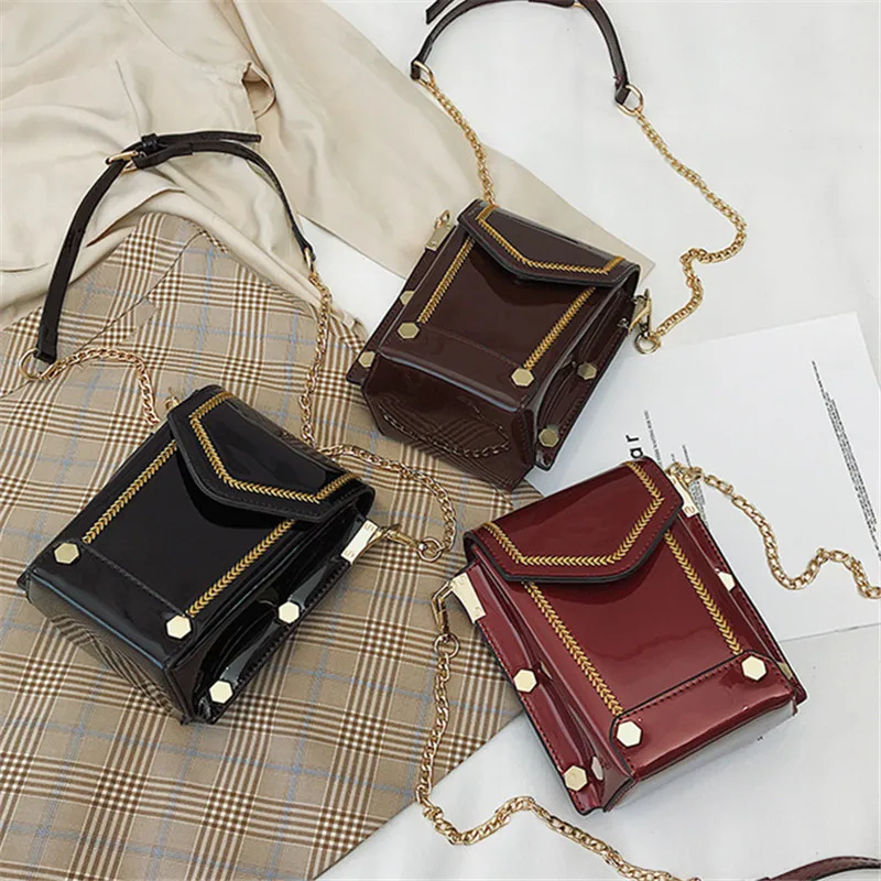 Original Brand Same 2019 NEW Rivet Crossbody Handbag Women Handbag PU Leather Shoulder Bag Star Casual Famous Brand
Original Brand Same 2019 NEW Rivet Crossbody Handbag Women Handbag PU Leather Shoulder Bag Star Casual Famous Brand