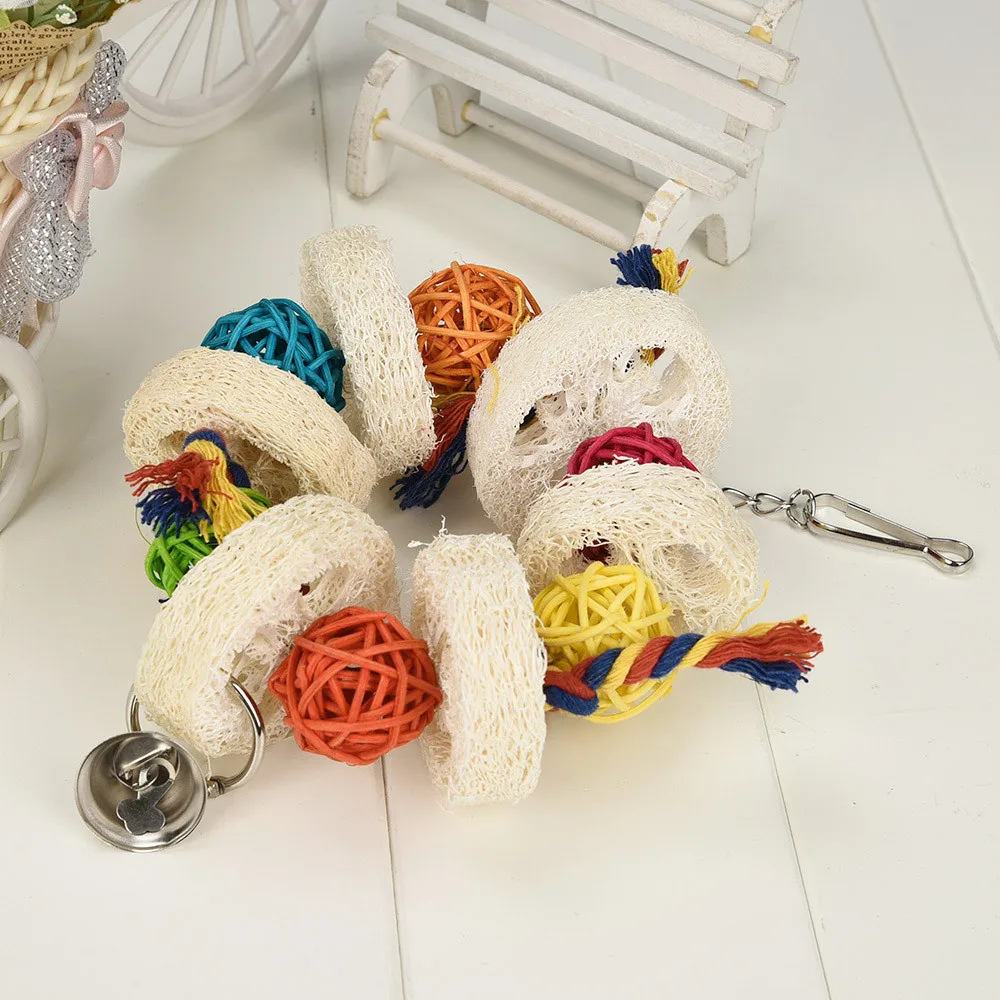 Parrot Toy Birds Hanging Toy Biting Chewing Loofah Sponge papegaaien speelgoed bird accessories oiseaux accessoires de cage
Parrot Toy Birds Hanging Toy Biting Chewing Loofah Sponge papegaaien speelgoed bird accessories oiseaux accessoires de cage