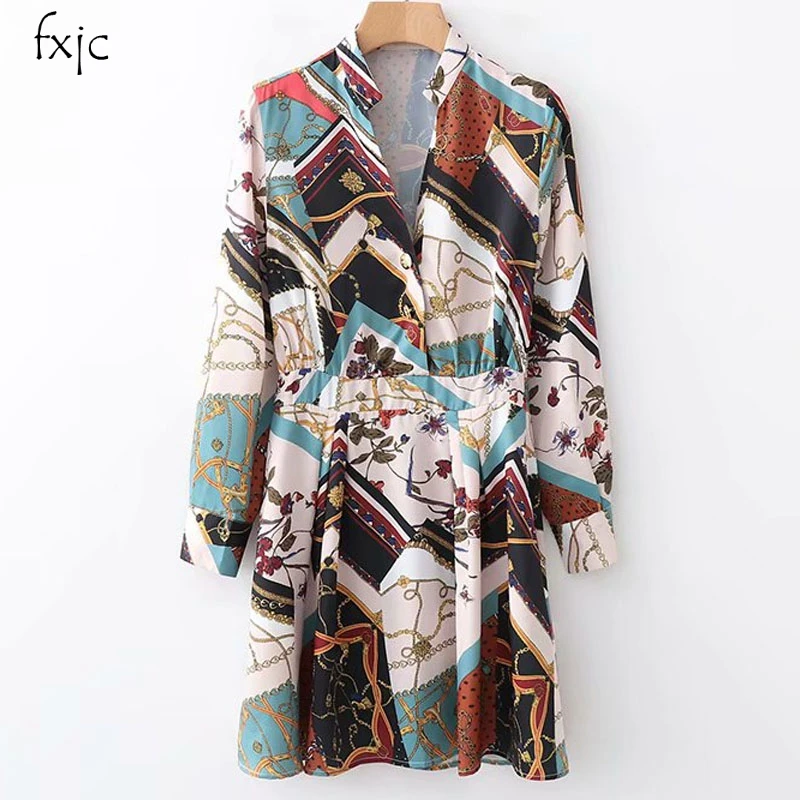 Women's new temperament button decorative chain print patchwork mini waist slimming dress
Women's new temperament button decorative chain print patchwork mini waist slimming dress