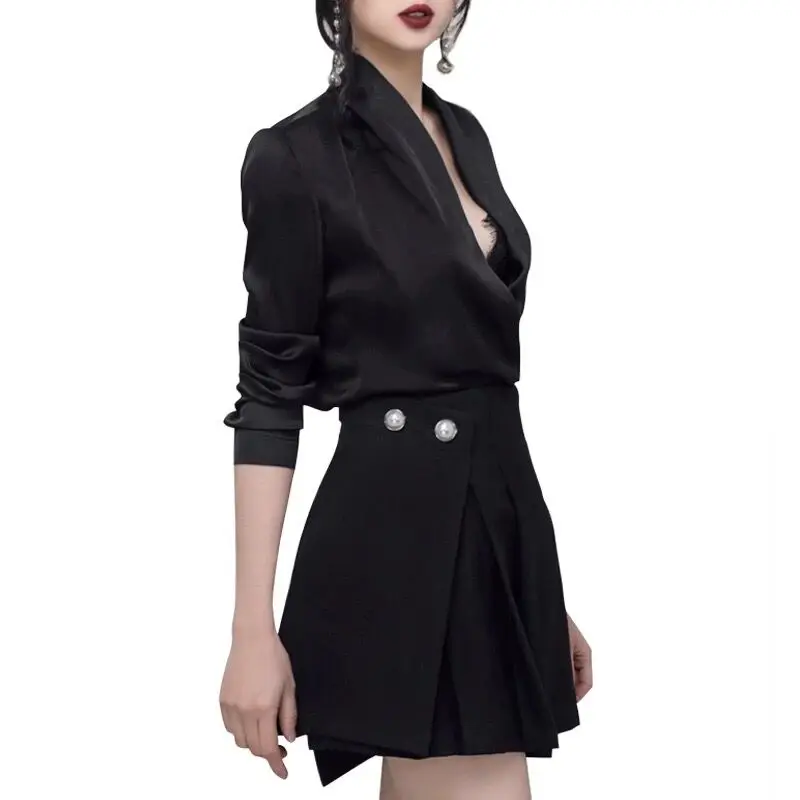 HAMALIEL Newest Fashion Designer Suits Autumn Women Sexy Deep V Neck Black Long Blazer Coat Skirt Suits + Button Mini Skirt Set
HAMALIEL Newest Fashion Designer Suits Autumn Women Sexy Deep V Neck Black Long Blazer Coat Skirt Suits + Button Mini Skirt Set