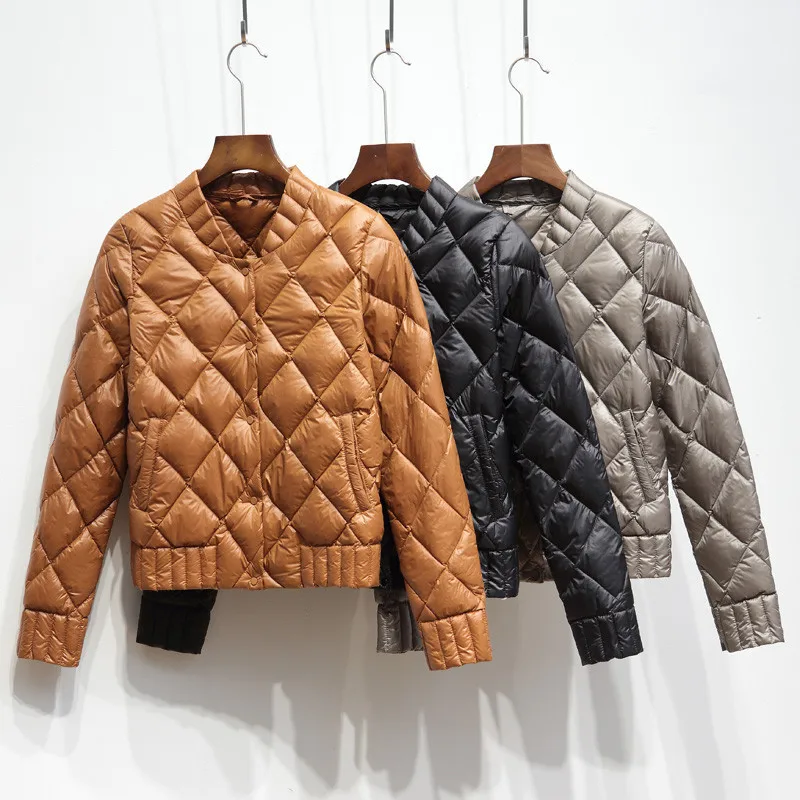 2018 Women Short Jackets Autumn Winter Ladies Thin White Duck Down Coat Warm Ultra Light Down Jacket Parkas Outwear Tops AB1078
2018 Women Short Jackets Autumn Winter Ladies Thin White Duck Down Coat Warm Ultra Light Down Jacket Parkas Outwear Tops AB1078