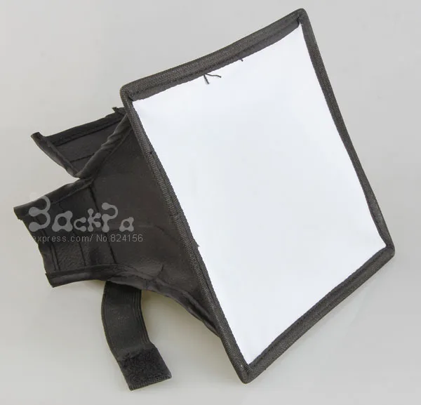 Universal Flash Diffuser Softbox 15x17cm For Hot Shoe Speedlight Godox Yongnuo YN-560 III 430EX 580EX II 600EX-RT SB600 SB900
Universal Flash Diffuser Softbox 15x17cm For Hot Shoe Speedlight Godox Yongnuo YN-560 III 430EX 580EX II 600EX-RT SB600 SB900