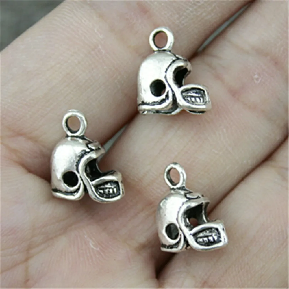 WYSIWYG 15pcs 13x12mm Antique Silver Color Charms Football Helmet Charms 3D Football Helmet Charms American Football Helmet
WYSIWYG 15pcs 13x12mm Antique Silver Color Charms Football Helmet Charms 3D Football Helmet Charms American Football Helmet