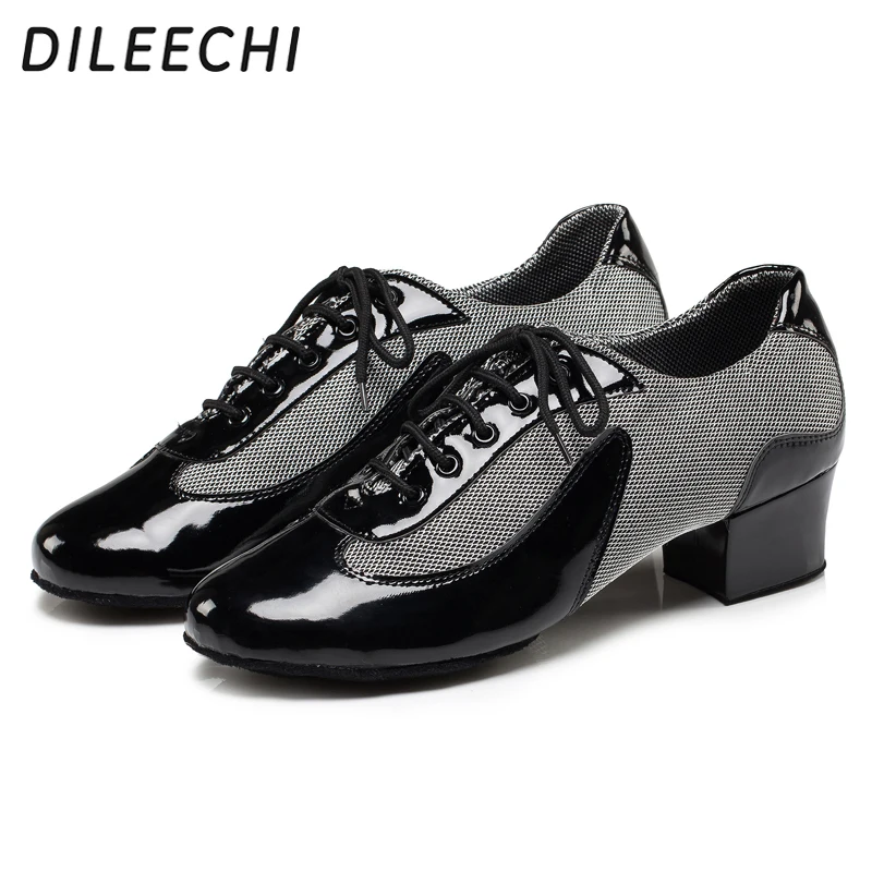 DILEECHI Black white red Latin dance shoes modern dance shoes men's indoor soft outsole Ballroom dancing shoes 4cm 2cm low heel
DILEECHI Black white red Latin dance shoes modern dance shoes men's indoor soft outsole Ballroom dancing shoes 4cm 2cm low heel