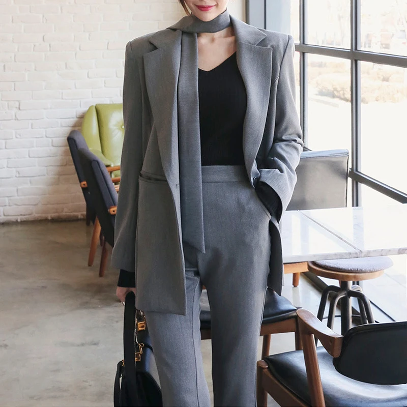 woman suits lady suit office New Korean version of the casual slim small suit jacket nine pants two sets of women's clothing
woman suits lady suit office New Korean version of the casual slim small suit jacket nine pants two sets of women's clothing