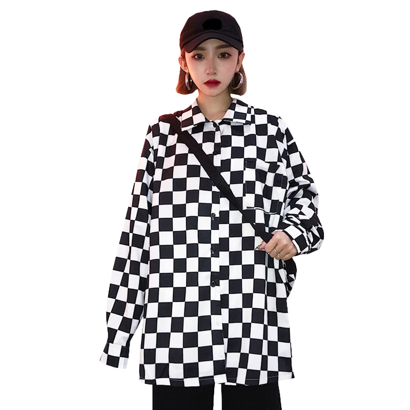 2019 New Summer Shirts Female Harajuku Black and White Shirt Loose Long Retro Long Sleeve Color Matching Plaid Shirt #2108
2019 New Summer Shirts Female Harajuku Black and White Shirt Loose Long Retro Long Sleeve Color Matching Plaid Shirt #2108