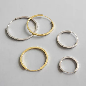 1pair Authentic 925 Sterling silver White/Gold hammer Carved OPEN Circle Geometric Hoop Huggie earrings FINE jEWELRY E517
1pair Authentic 925 Sterling silver White/Gold hammer Carved OPEN Circle Geometric Hoop Huggie earrings FINE jEWELRY E517