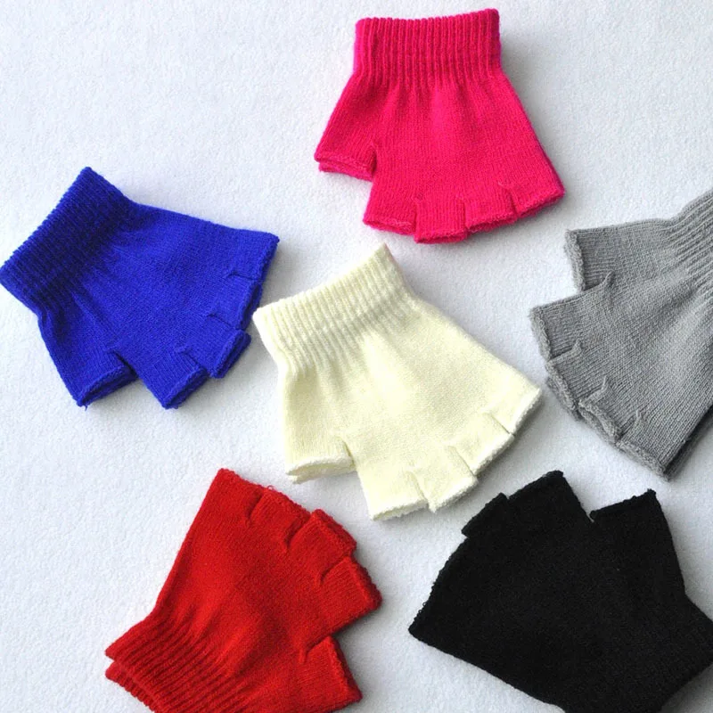 New Brand Solid 2018 Chlidren Warm Wrist Gloves Mittens For Unisex Kids Spring Winter Fashion Gloves Fingerless Guantes 
New Brand Solid 2018 Chlidren Warm Wrist Gloves Mittens For Unisex Kids Spring Winter Fashion Gloves Fingerless Guantes