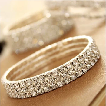 Bling Pet Dog Collars 5 Row Rhinestone Pet Puppy Cat Fashion Necklace Dog Leads And Collars For Small Dogs Collar harnais chien
Bling Pet Dog Collars 5 Row Rhinestone Pet Puppy Cat Fashion Necklace Dog Leads And Collars For Small Dogs Collar harnais chien