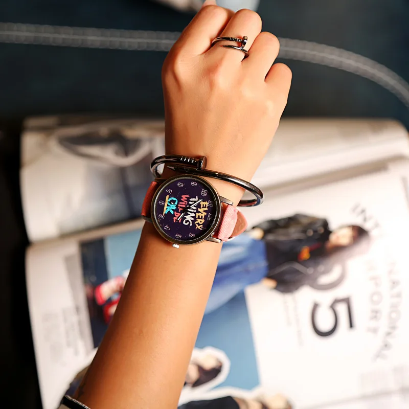 British-style retro Ulzzang graffiti watch Korean-style denim car cartoon street cool canvas watch strap watch
British-style retro Ulzzang graffiti watch Korean-style denim car cartoon street cool canvas watch strap watch