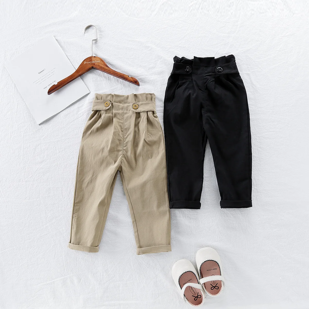 2019 Spring New Baby Girls Pants Solid Autumn Vintage Style High Elastic Waist Pants Kids Clothes 1-5 Year Baby Casual Trousers
2019 Spring New Baby Girls Pants Solid Autumn Vintage Style High Elastic Waist Pants Kids Clothes 1-5 Year Baby Casual Trousers