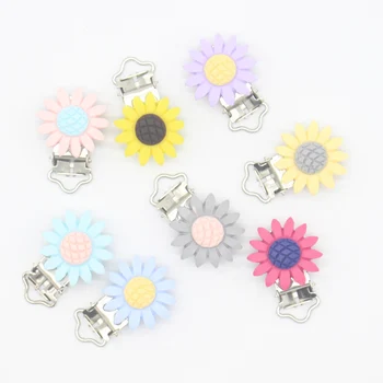 30 Pcs Daisy Flower Baby Pacifier Clip Metal Dummy Clips Teething Soother Holder Clip Feeding Baby Accessories
30 Pcs Daisy Flower Baby Pacifier Clip Metal Dummy Clips Teething Soother Holder Clip Feeding Baby Accessories