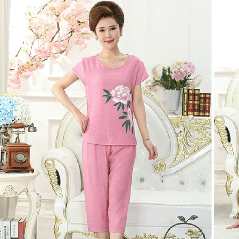 women's pajamas set ladies short-sleeved Mother's casual peony print plus size home clothes sleep suit comfortable pajamas set
women's pajamas set ladies short-sleeved Mother's casual peony print plus size home clothes sleep suit comfortable pajamas set