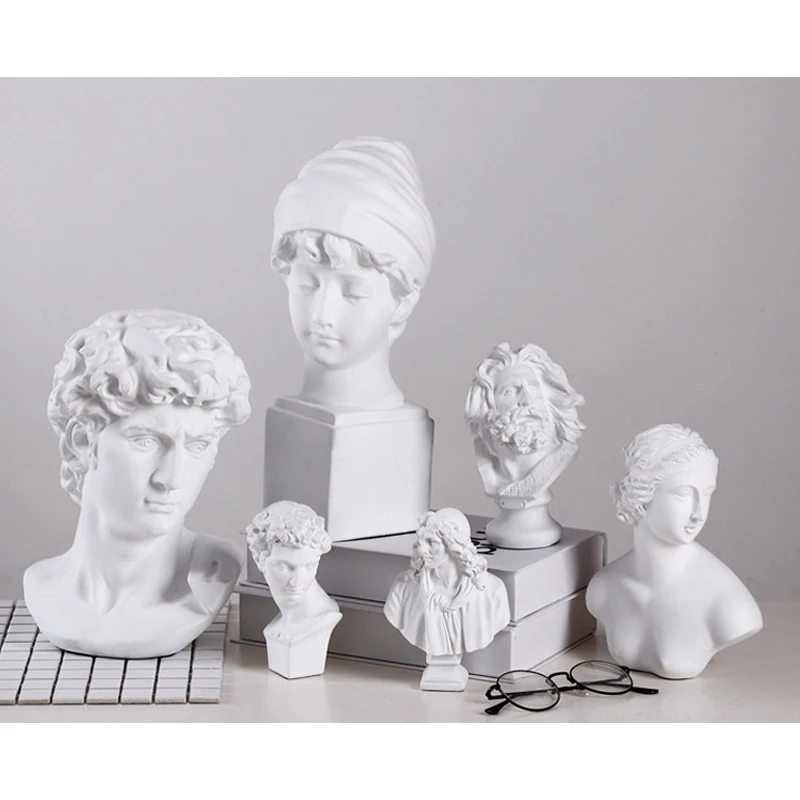 Resin figure statue plaster statue decoration David Venus Art props Portrait sculpture model Head ornament Statues & Sculptures
Resin figure statue plaster statue decoration David Venus Art props Portrait sculpture model Head ornament Statues & Sculptures