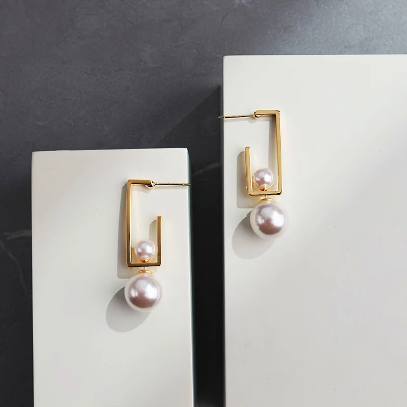 2019 New hot selling style stylish and versatile earrings s925 silver needle earrings delicate beauty design gift woman fashion
2019 New hot selling style stylish and versatile earrings s925 silver needle earrings delicate beauty design gift woman fashion